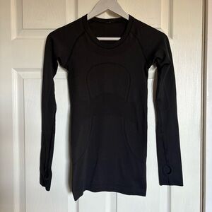 Lululemon long sleeves swiftly